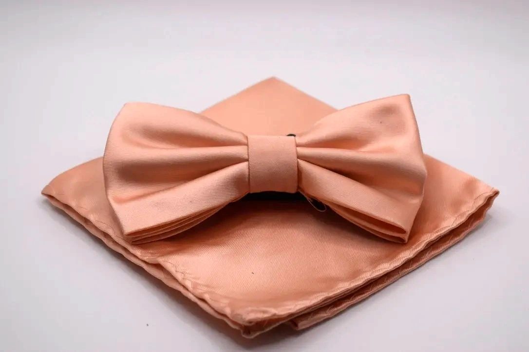 Men's Solid Pre-tied Bowties with Hanky